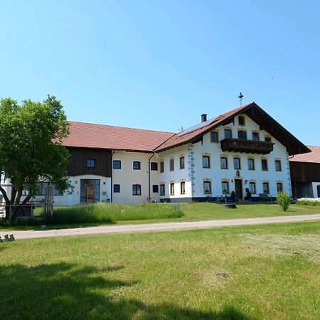 Ferienwohnung Glueck Saaldorf-Surheim Екстериор снимка